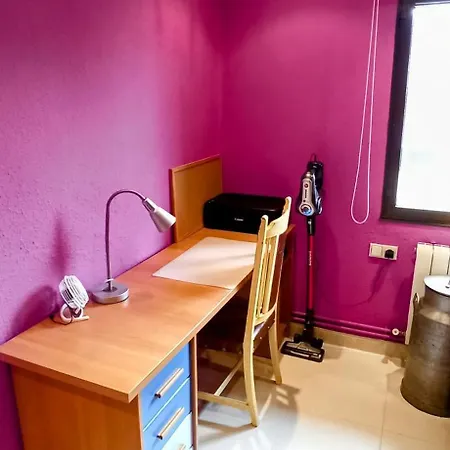 Precioso Apartamento Renovado En דירה *